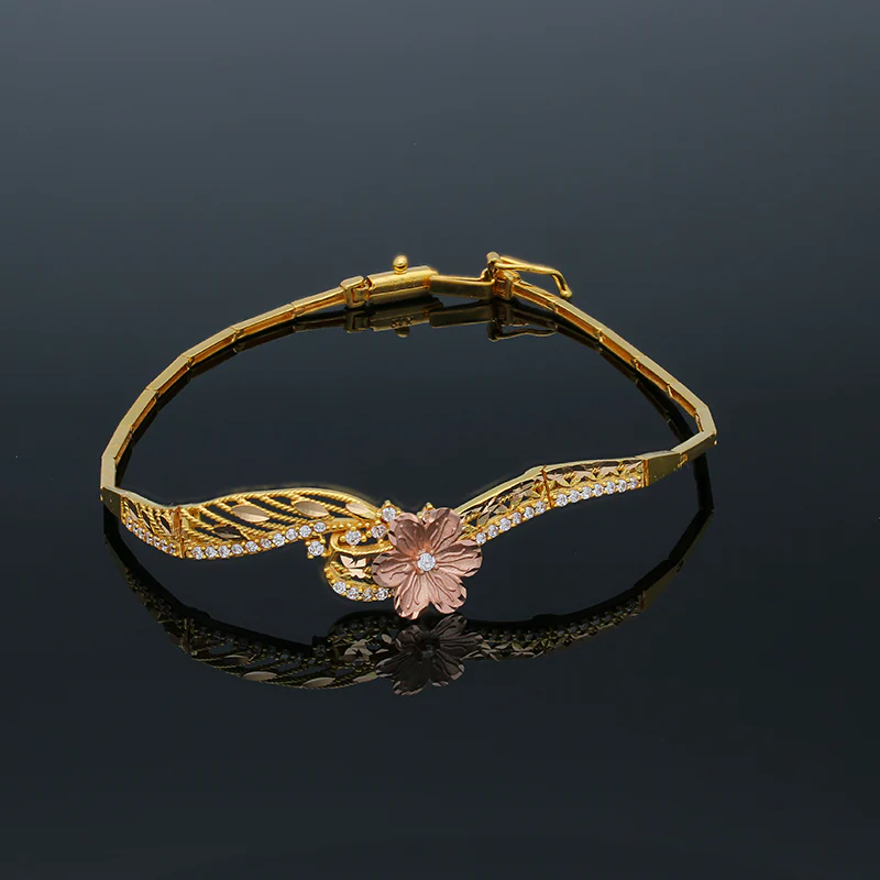 Gold Flower Shaped Bracelet 21KT - FKJBRL21KU6049 - Image 2